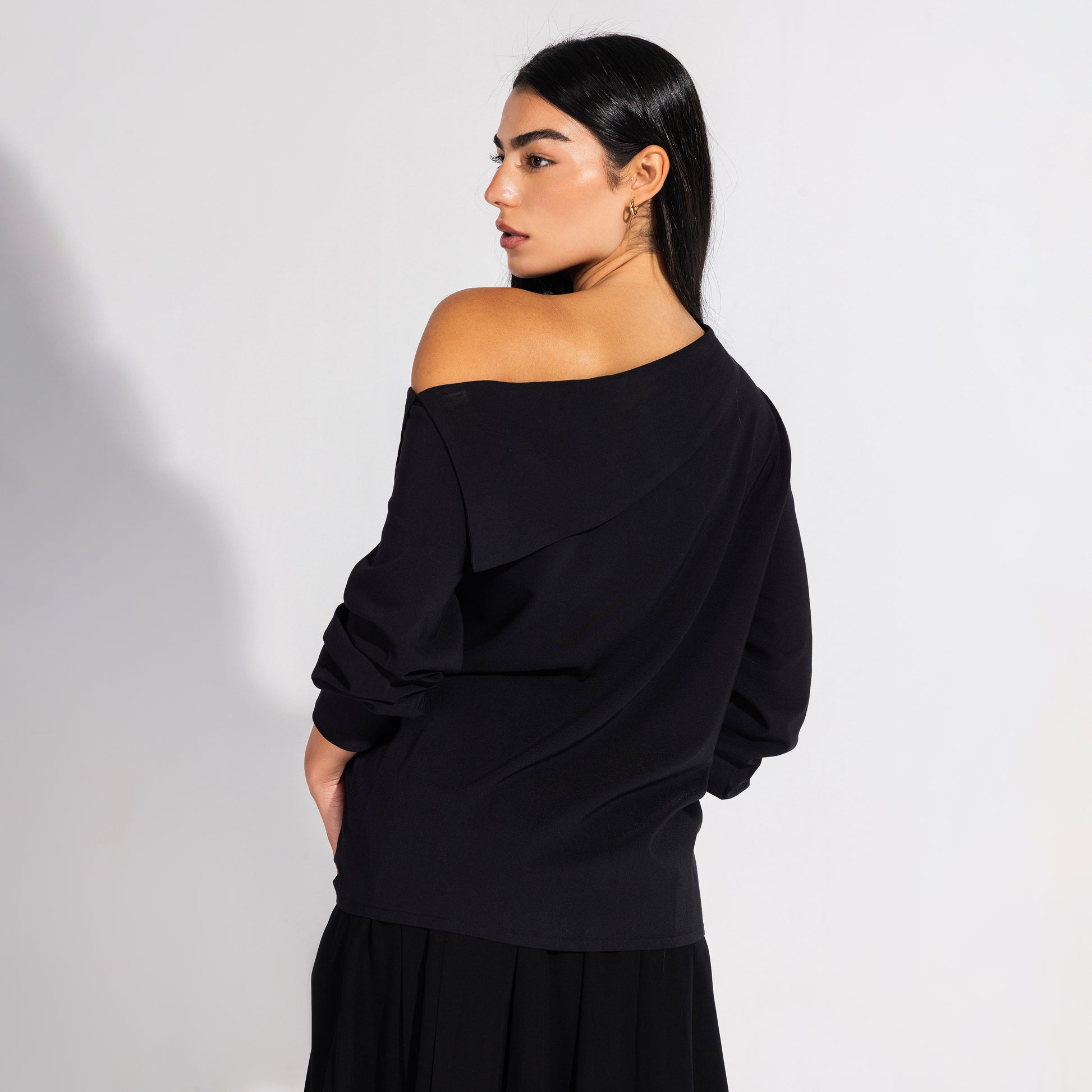 The Little Egret Blouse | Black Black Swan Fashion