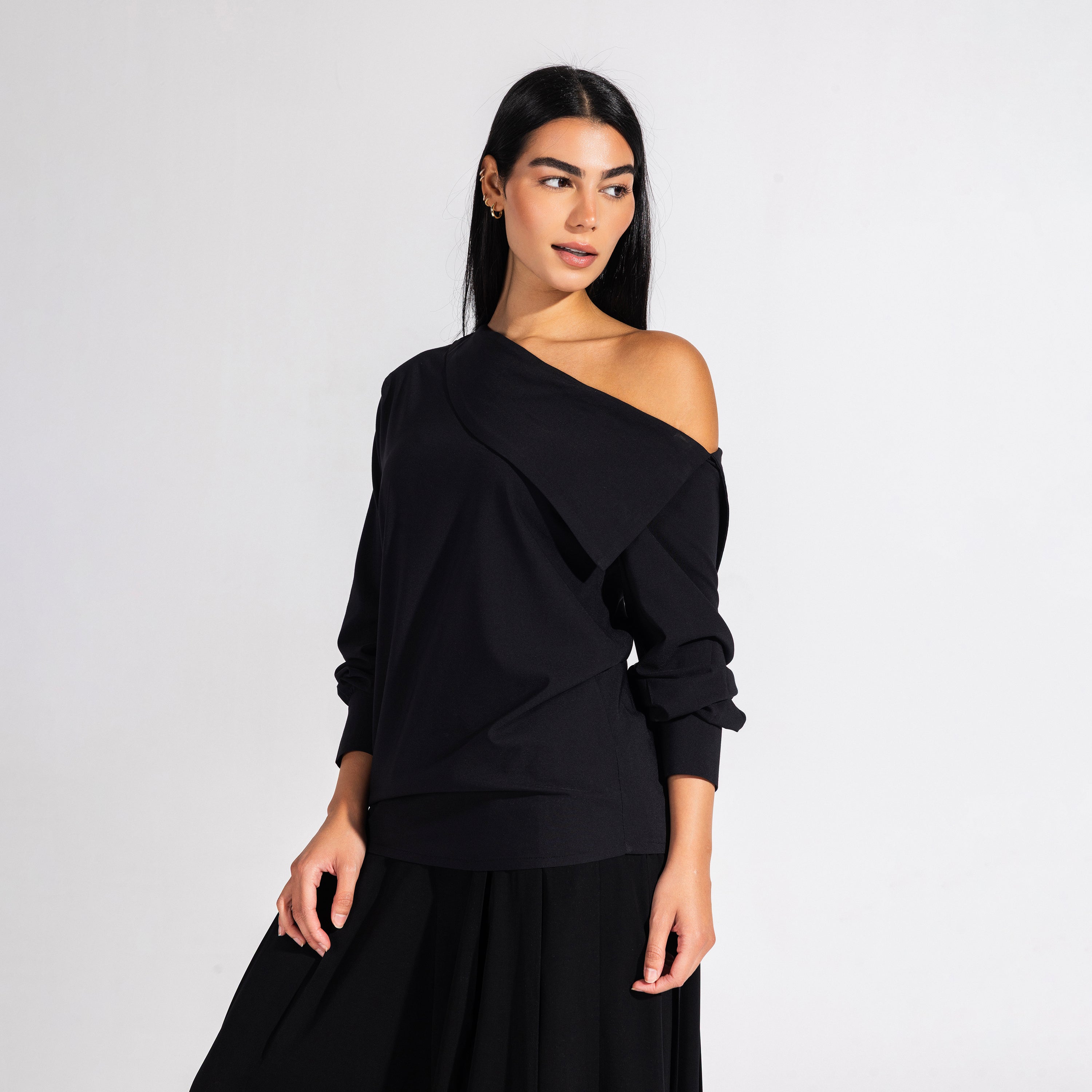 The Little Egret Blouse | Black Black Swan Fashion