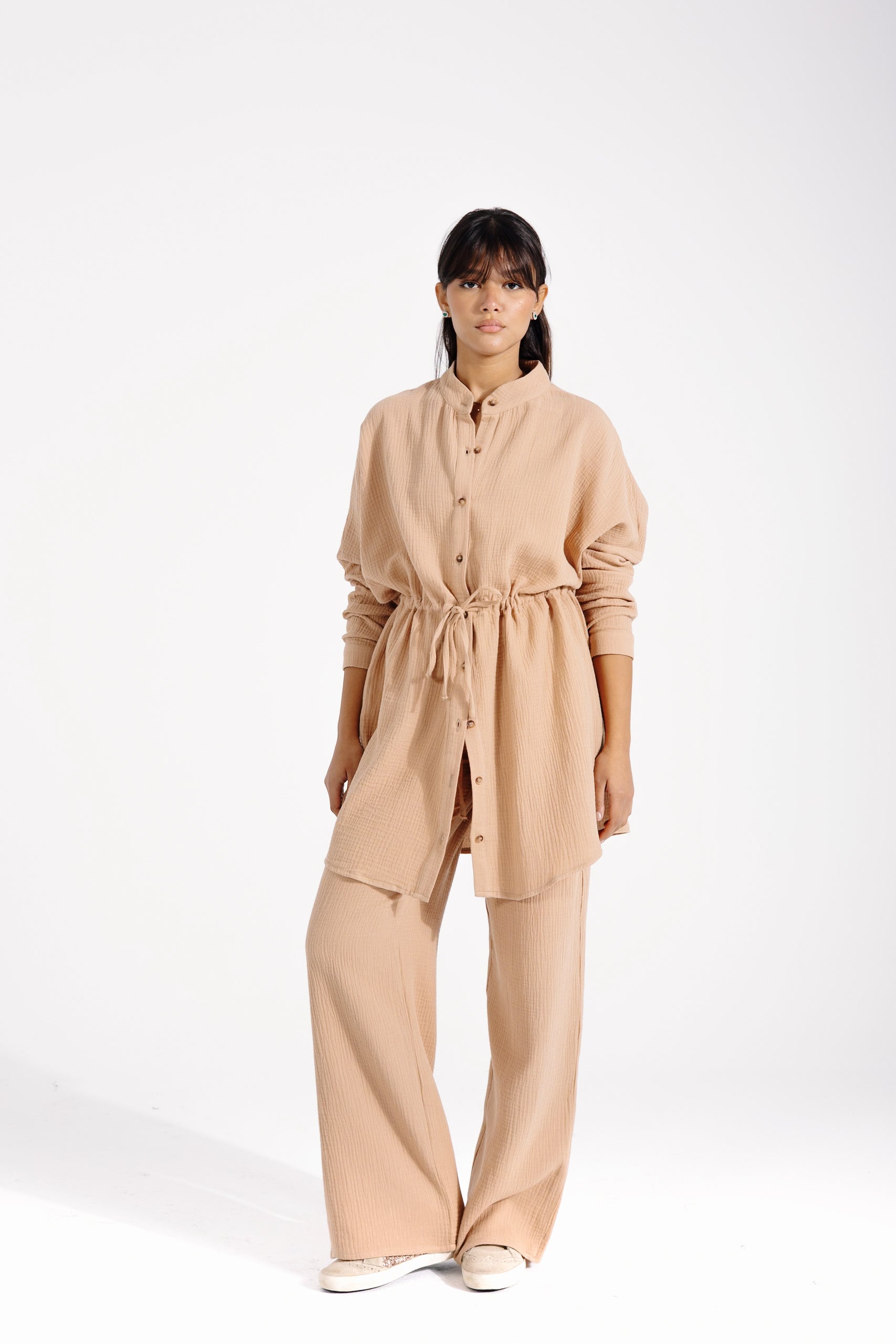 Veloura Duo | Beige Black Swan Fashion