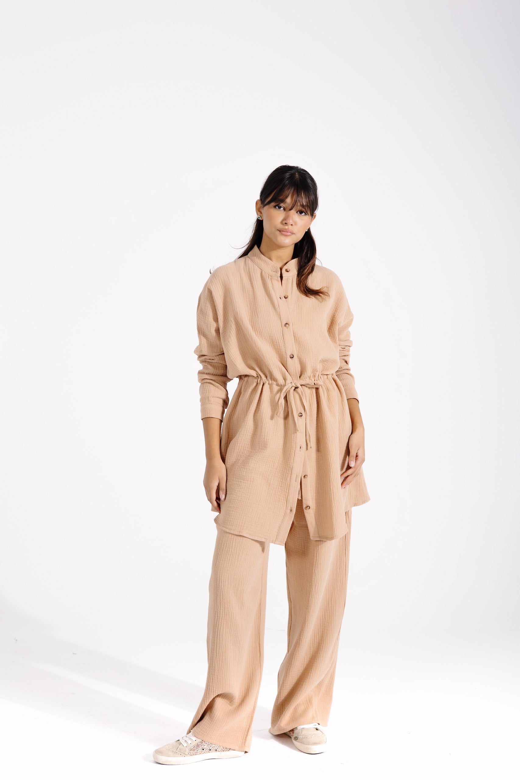Veloura Duo | Beige Black Swan Fashion