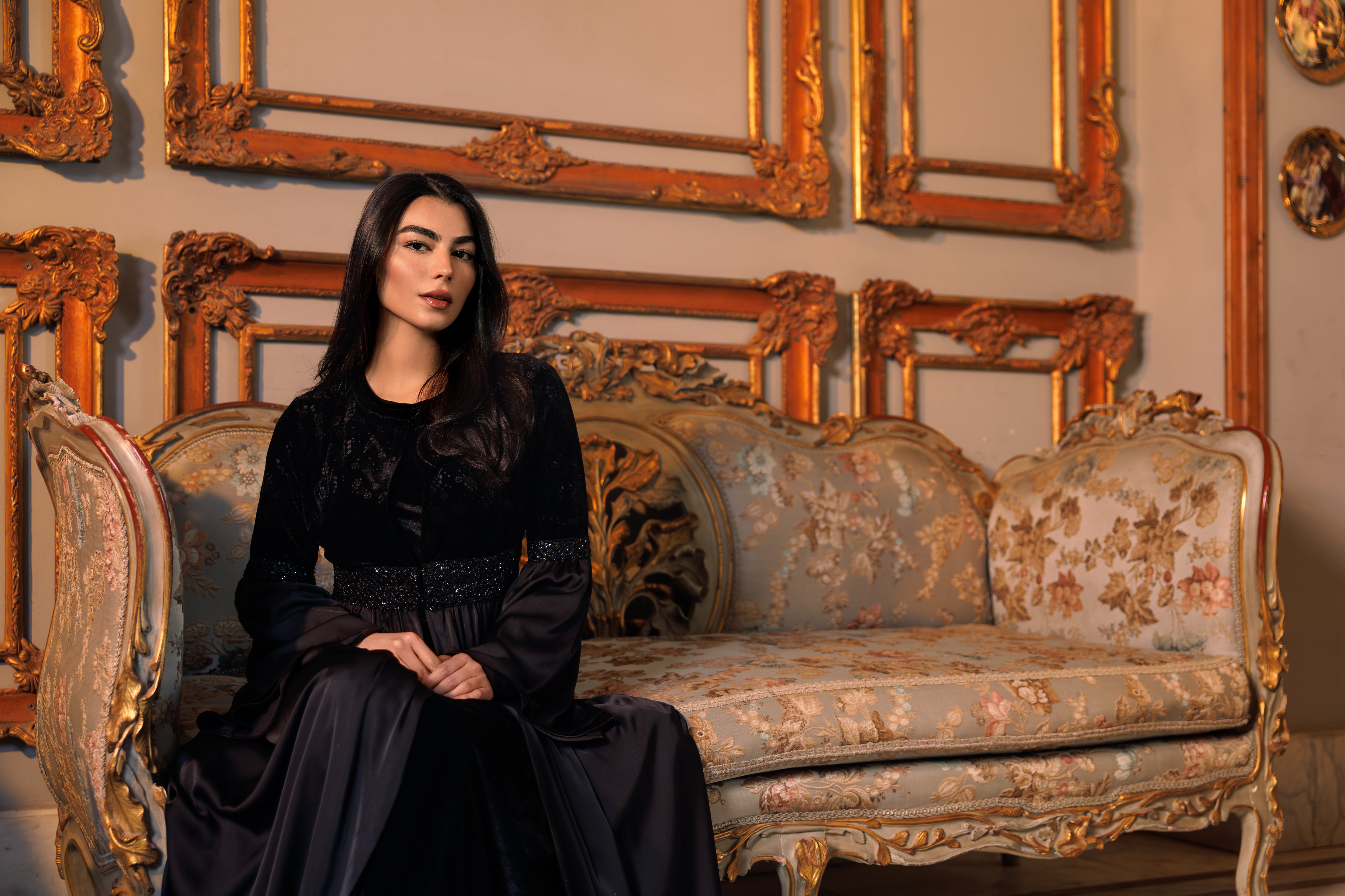 Adyra Kaftan | Black Black Swan Fashion