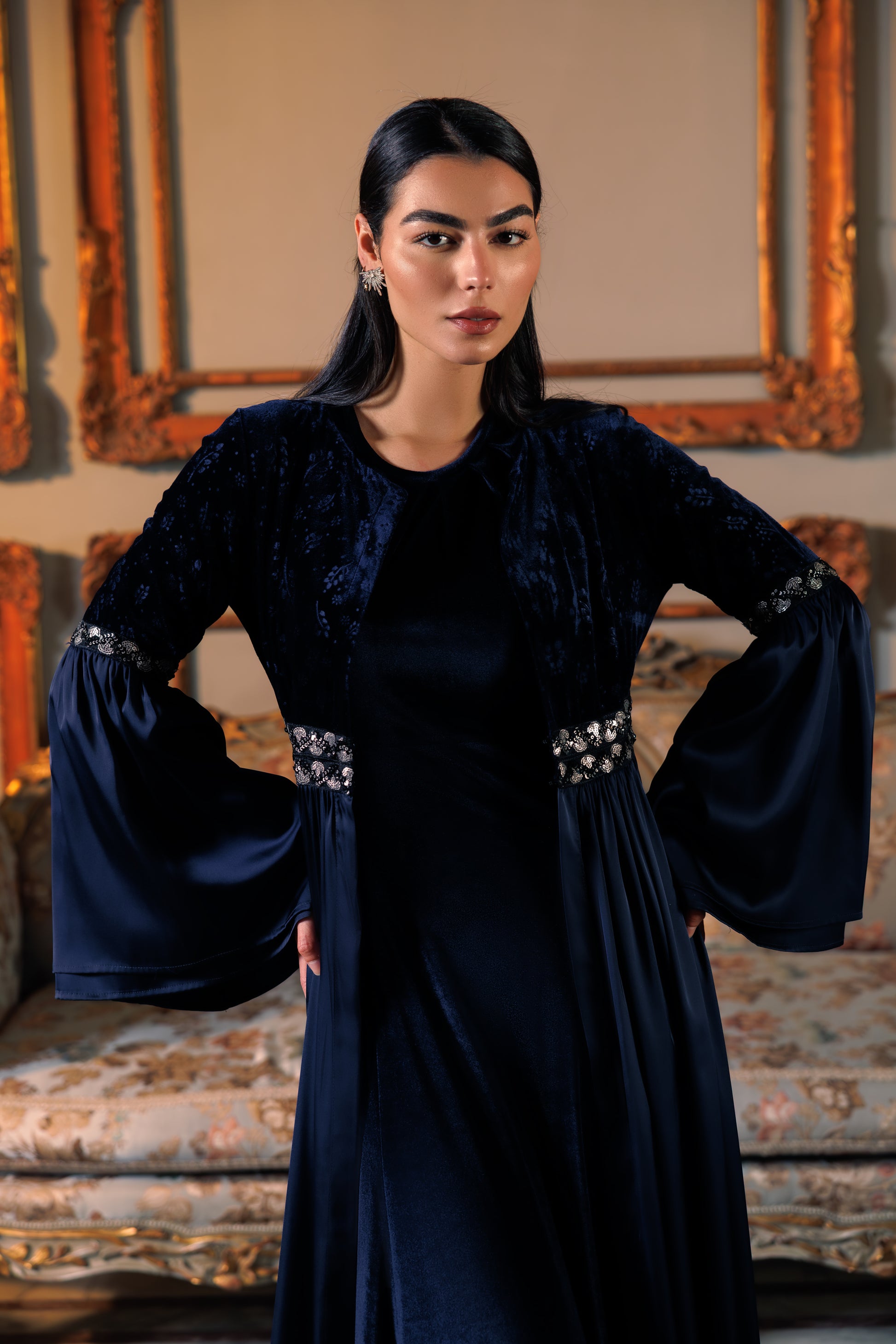 Adyra Kaftan | Dark Blue Black Swan Fashion