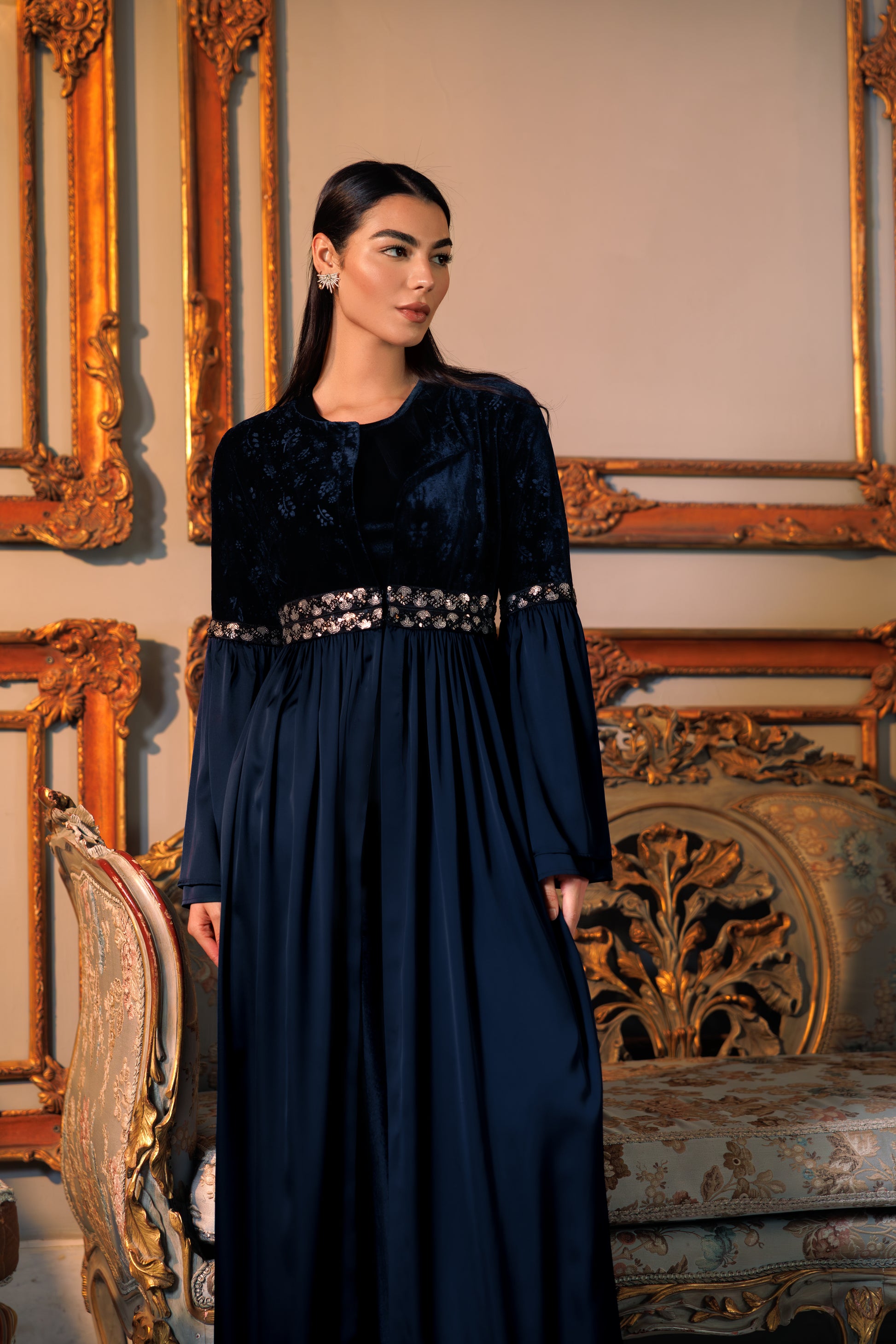 Adyra Kaftan | Dark Blue Black Swan Fashion