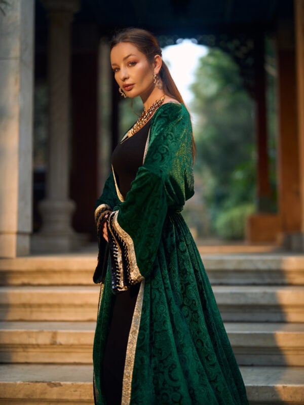 Balqees Paisley Kaftan | Dark Green X Black