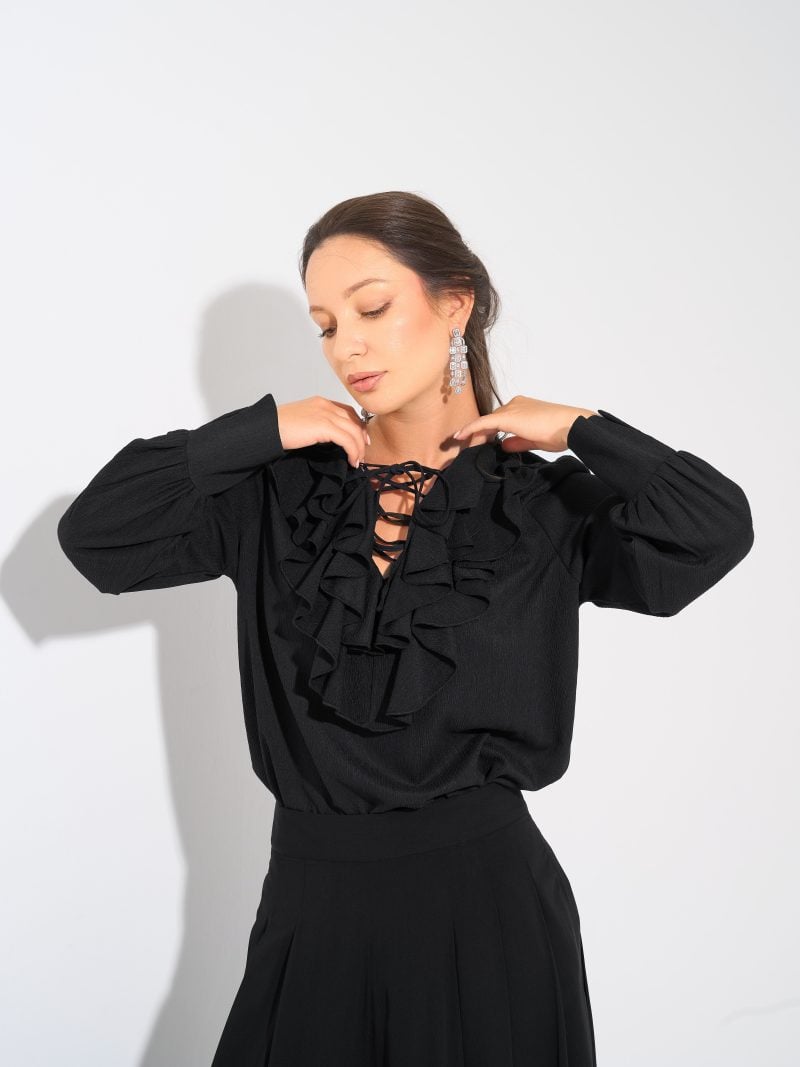 Angelina Blouse Black2